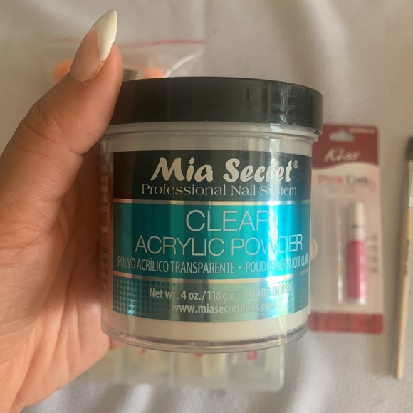 Mia Secret Clear Acrylic Powder bundle - Picture 2 of 6